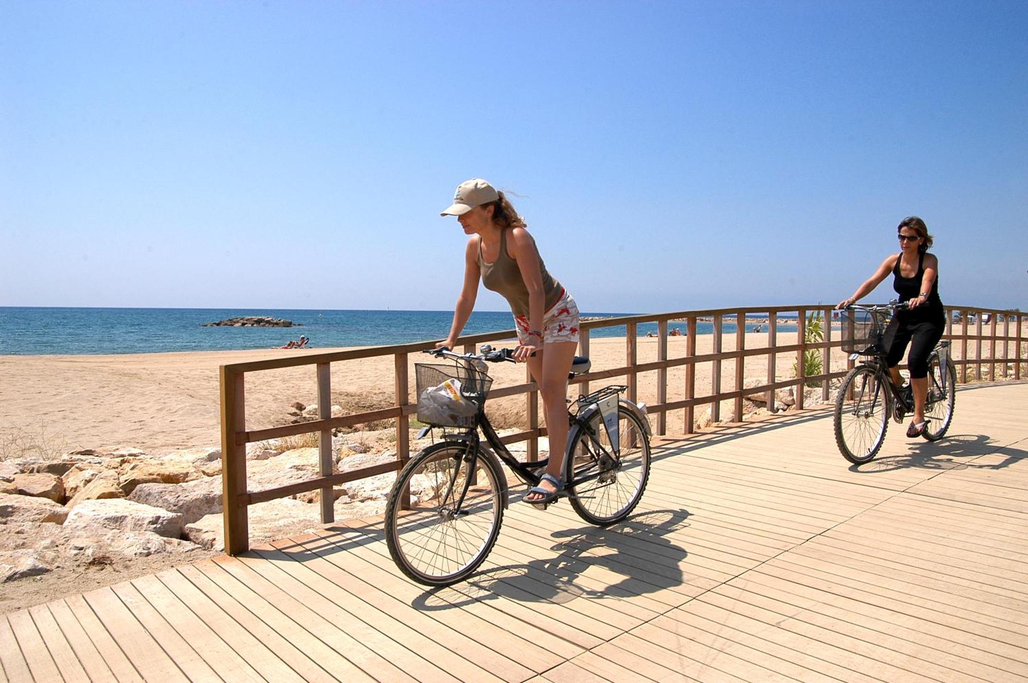 Apartamento Playa Miami Playa Екстер'єр фото